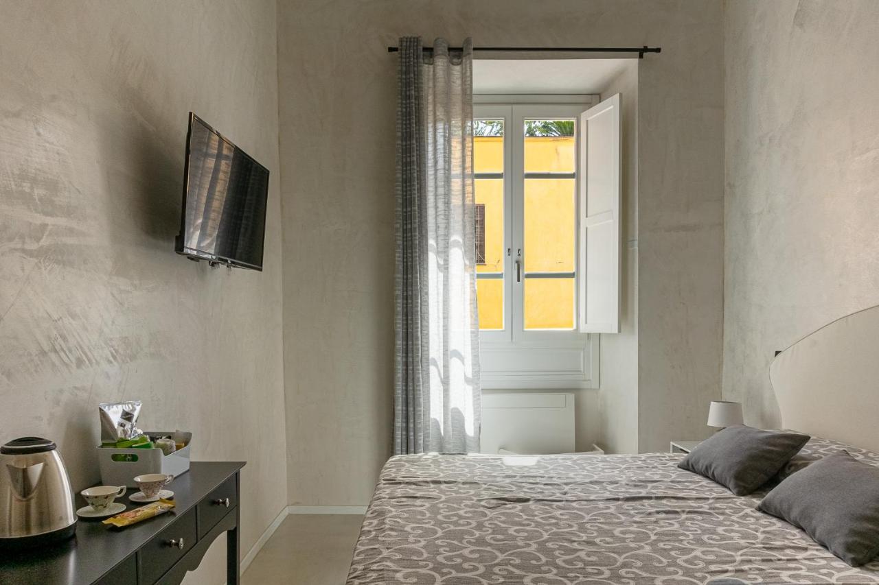 Flower Rooms Cagliari Luaran gambar