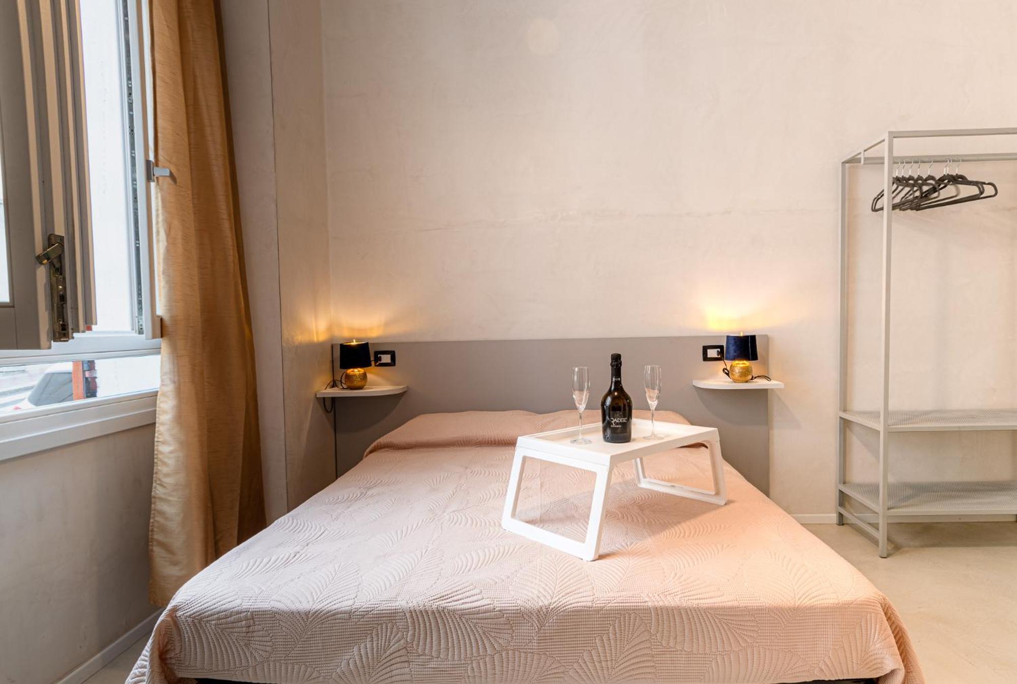 Flower Rooms Cagliari Bilik gambar